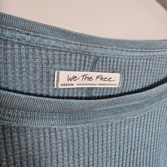 NWOT We The Free  Microphone Drop Thermal Oversized Slouchy Thumbholes Sz Medium - Picture 5 of 15